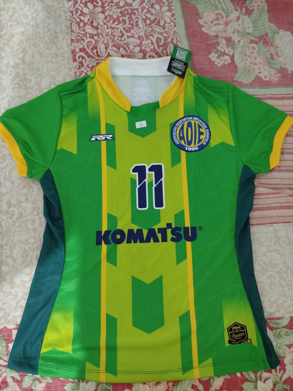 KOMATSU PATROCINA NOVOS UNIFORMES