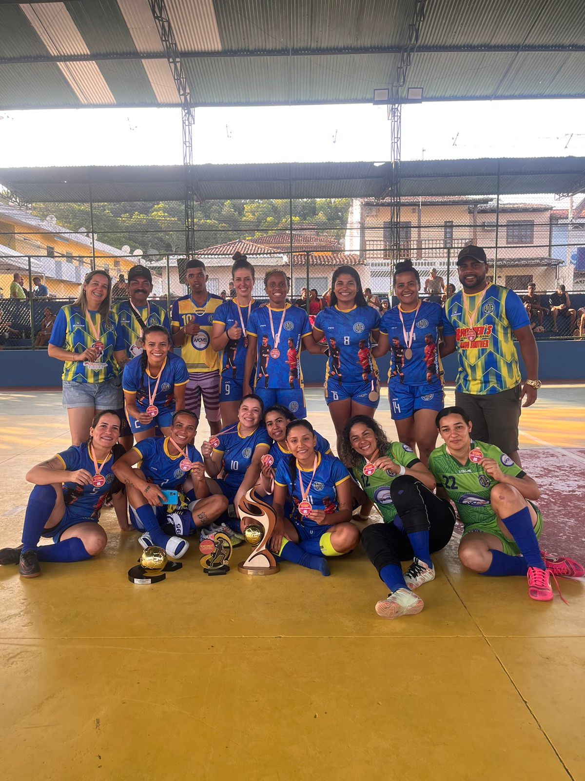 TIME FEMININO DA ADIE